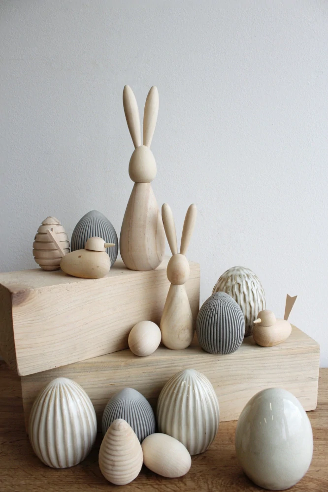 Dřevěný zajíc (minimalistický stojící)