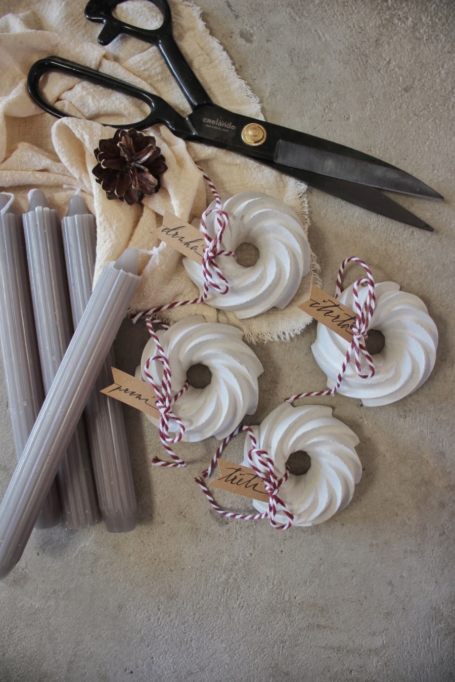 Adventní betonová sada stojánků na svíčky 