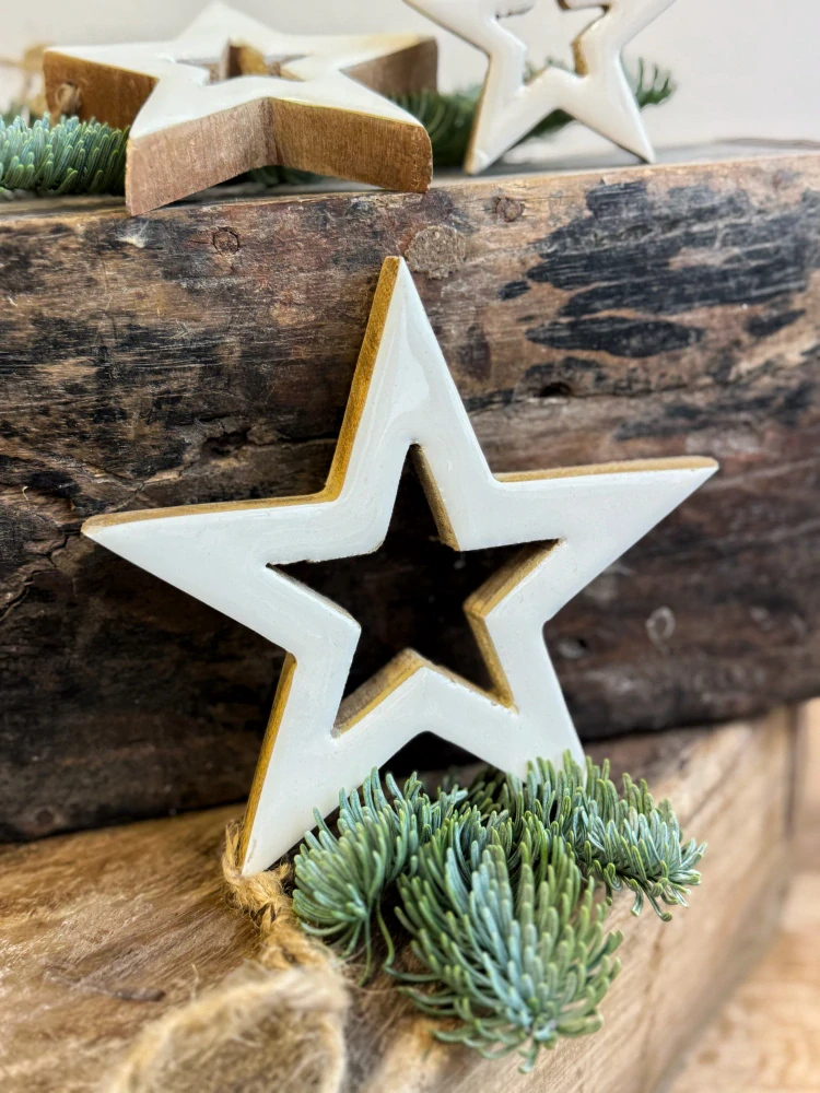 Dřevěná závěsná hvězda "Perníček s polevou"
