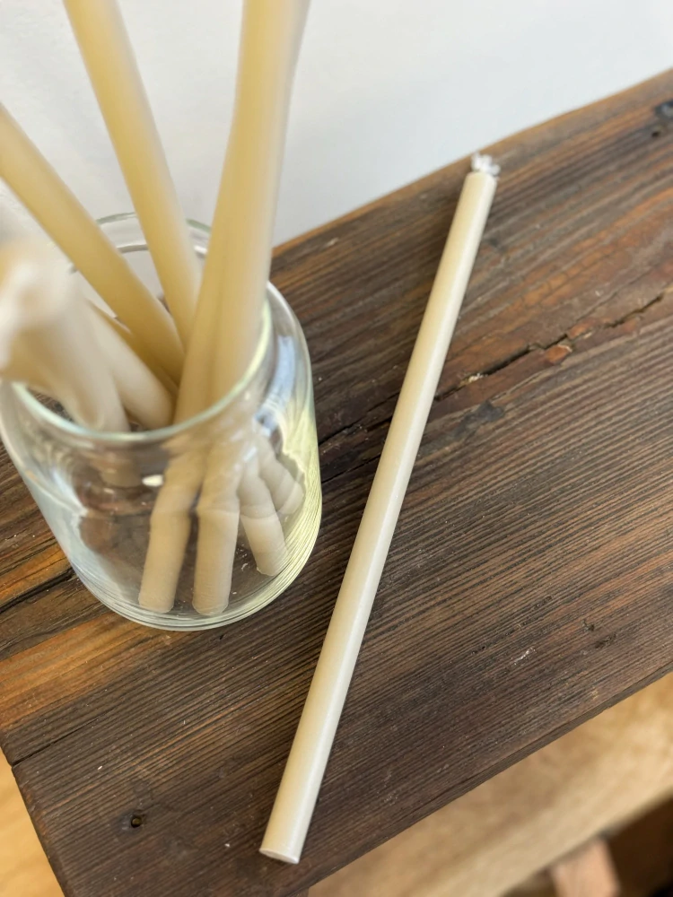 Tenká svíčka - ivory (30 x 1,3 cm) 