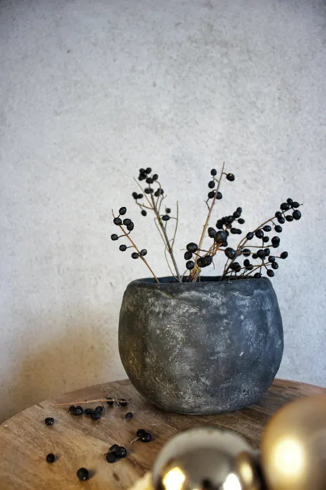 Antracitový betonový obal 