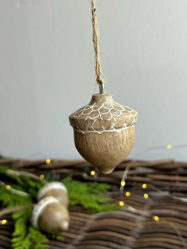 Závěsný dřevěný žalud 