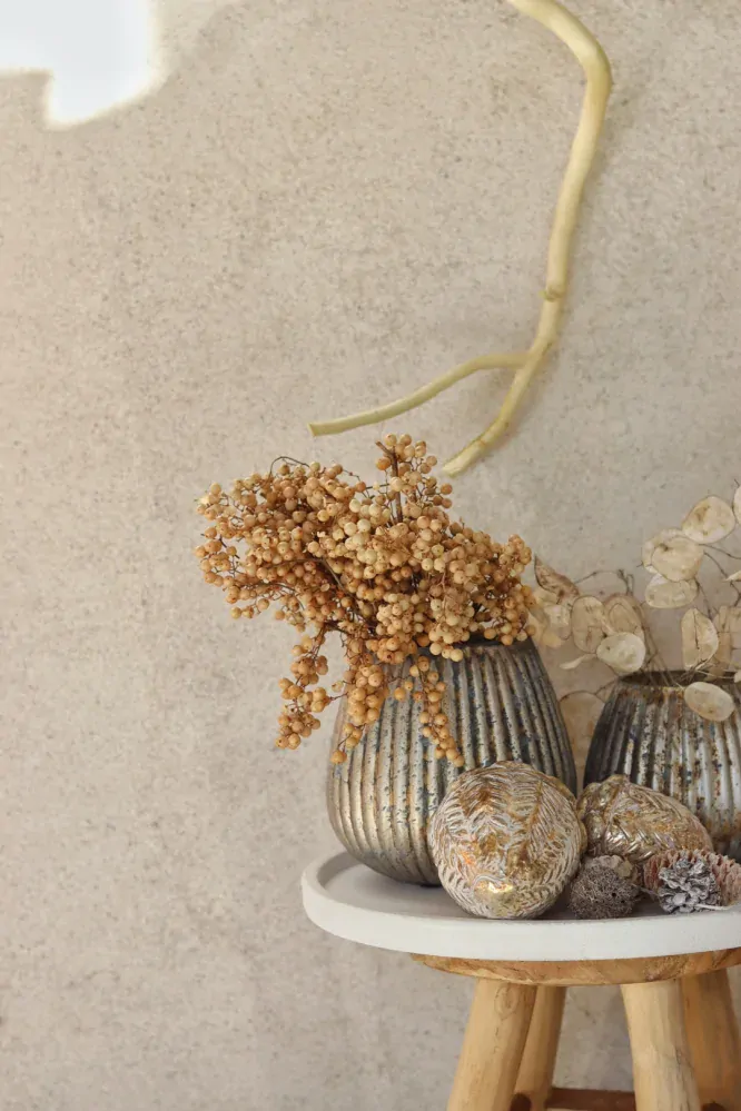 Antik skleněná vázička 