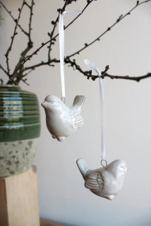 Porcelánový závěsný ptáček 