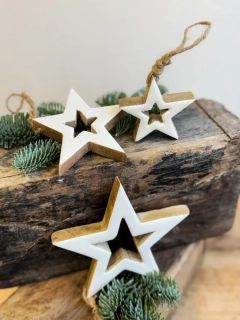 Dřevěná závěsná hvězda "Perníček s polevou"