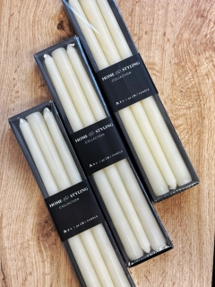 Balení 6 ks elegantních kónických svíček - krémová 