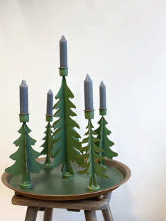 Vánoční svícen na pět kónických svíček 