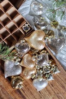 Skleněné ozdoby srdce v provedení antik