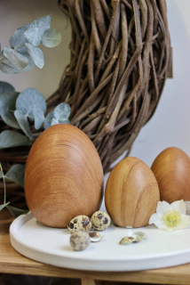 Keramické vejce v dekoru dřeva 