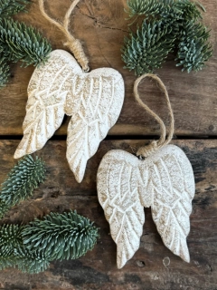 Zlatá dřevěná andělská křídla 